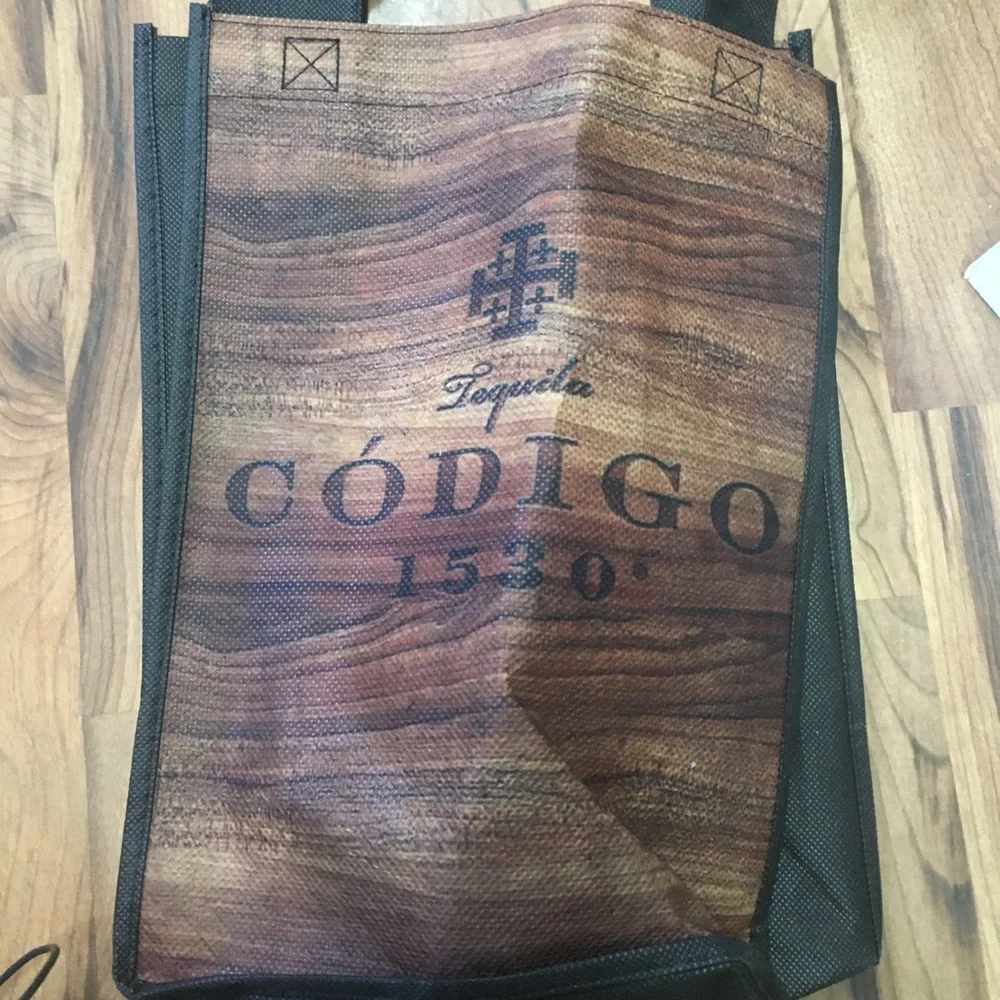 5 George Strait Codigo 1530 Tequila Shot Glasses W/ Wood Tray Bag/VIP Lanyard